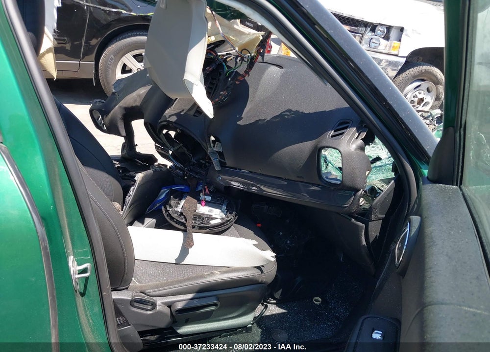 2020 MINI COUNTRYMAN COOPER VIN: WMZYW5C06L3L13213