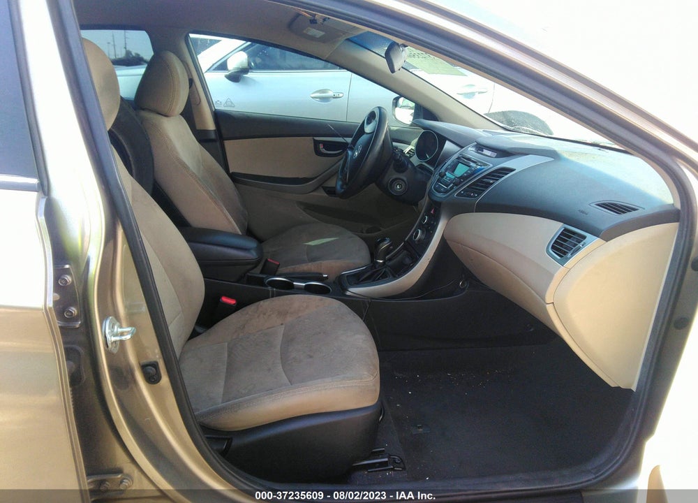 2015 HYUNDAI ELANTRA SE VIN: 5NPDH4AE6FH548981