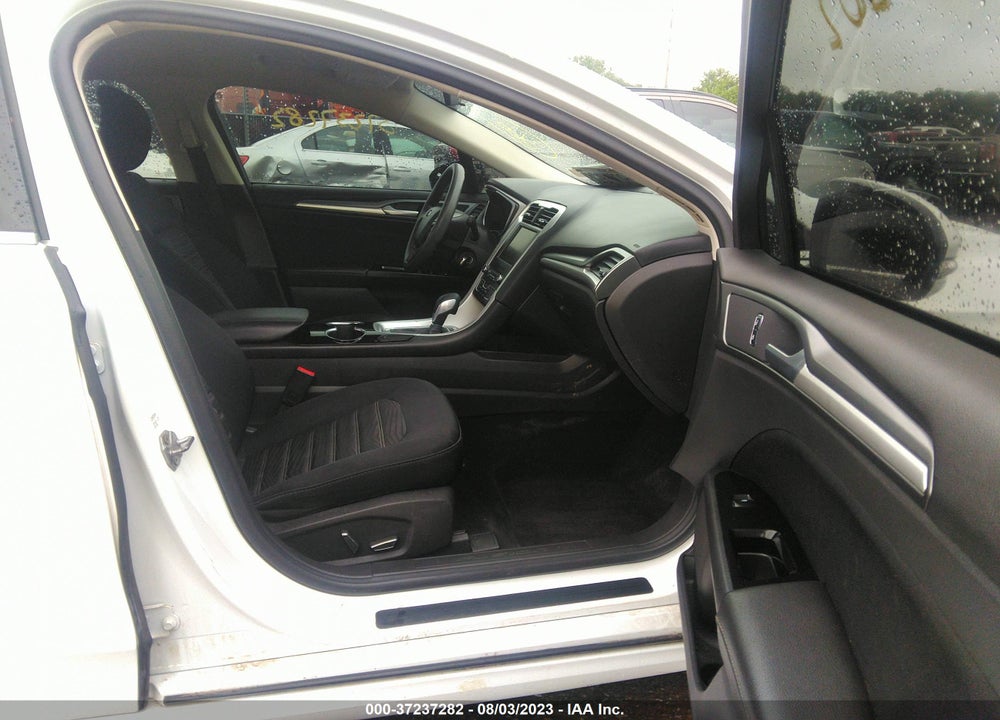 2016 FORD FUSION SE VIN: 3FA6P0H75GR326643