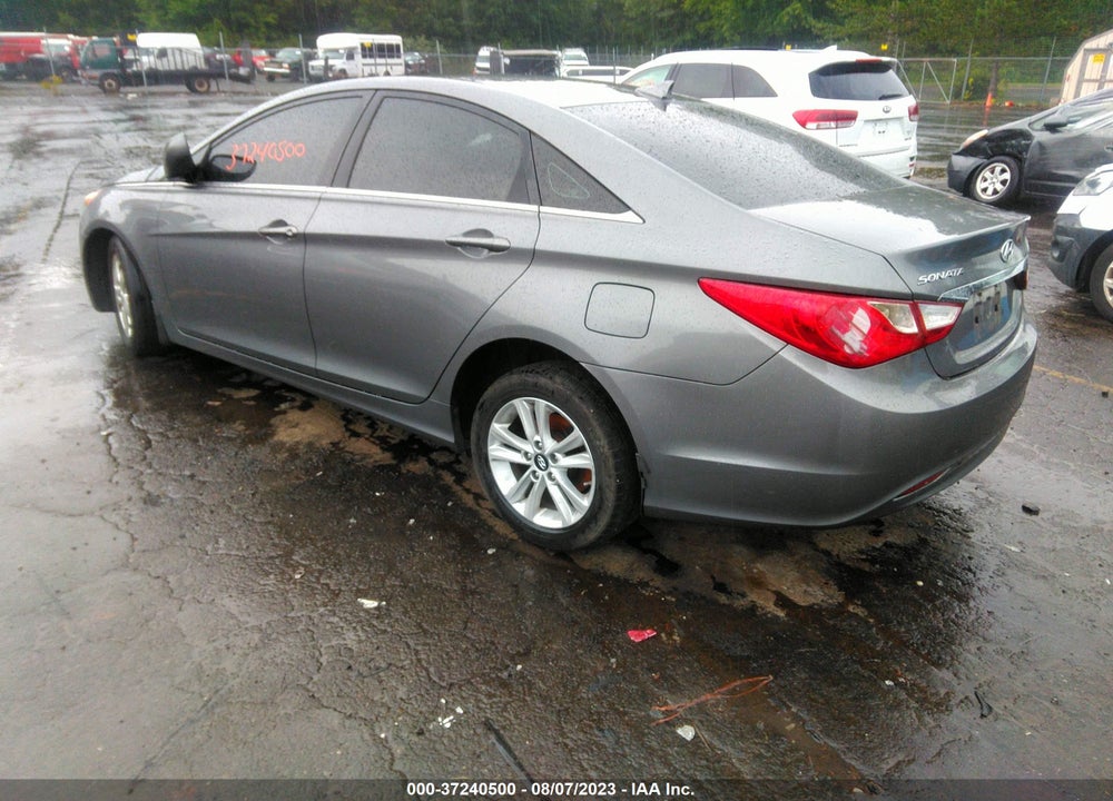 2013 HYUNDAI SONATA GLS VIN: 5NPEB4AC1DH717225