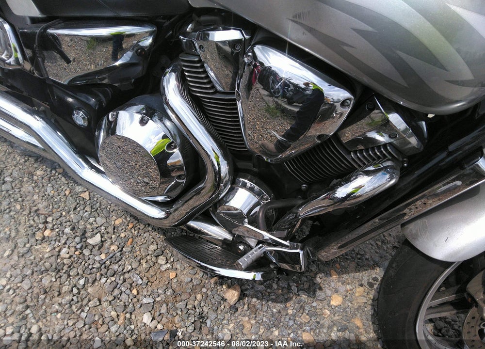 2005 HONDA VTX1800 F3 VIN: 1HFSC46G15A301413