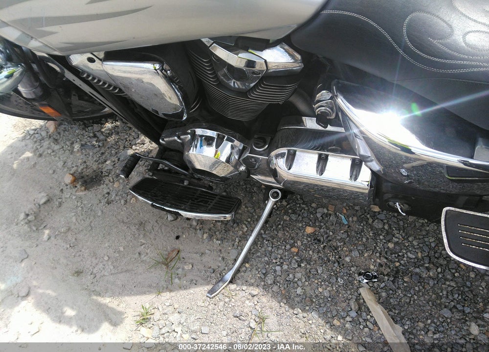 2005 HONDA VTX1800 F3 VIN: 1HFSC46G15A301413