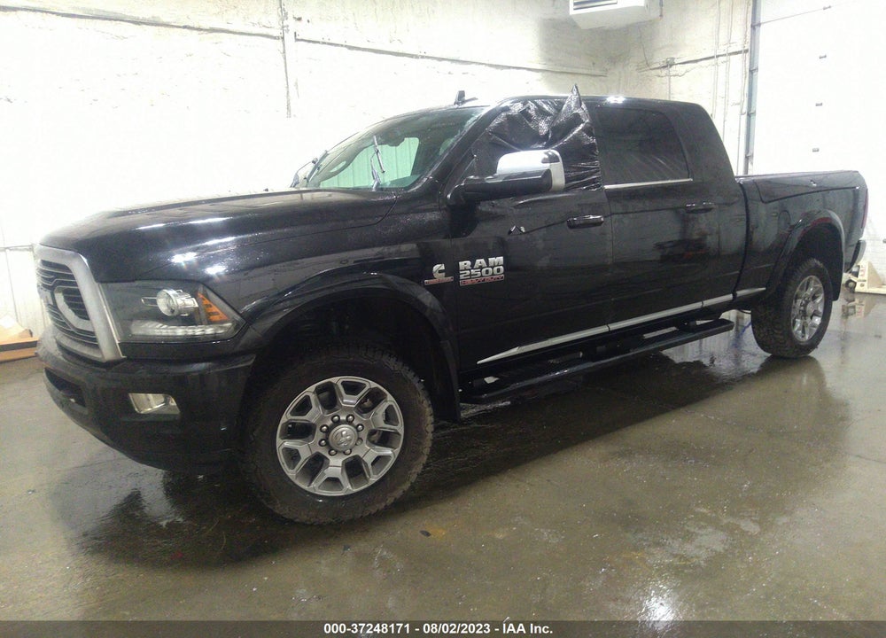 2018 RAM 2500 LIMITED 4X4 6'4 BOX VIN: 3C6UR5PL6JG250190