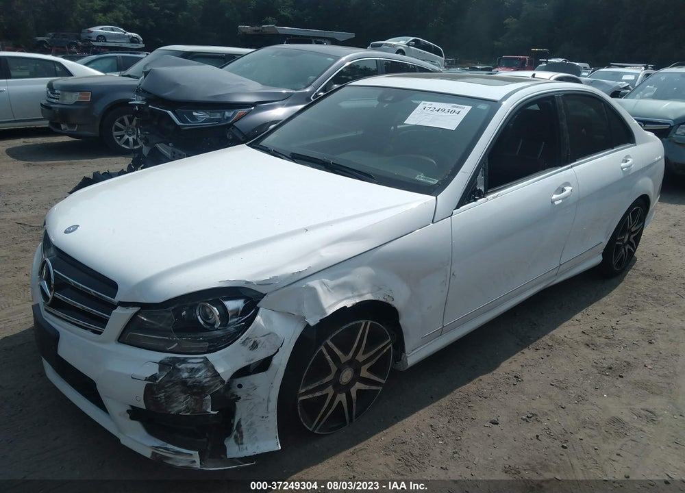 2013 MERCEDES-BENZ C 300 SPORT 4MATIC/LUXURY 4MATIC VIN: WDDGF8AB6DR299240