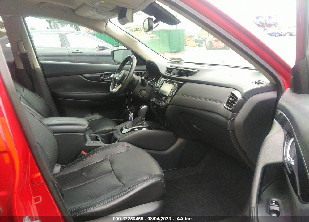 2017 NISSAN ROGUE SL VIN: 5N1AT2MV9HC812125