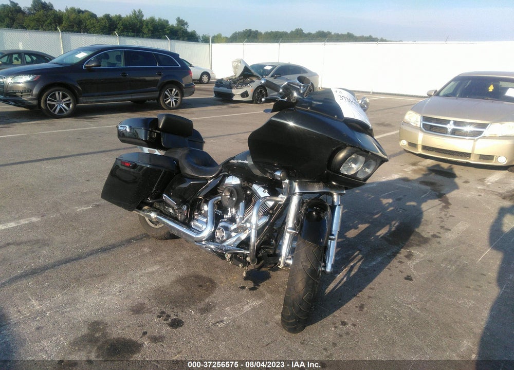 2015 HARLEY-DAVIDSON FLTRX ROAD GLIDE VIN: 1HD1KHM11FB701612
