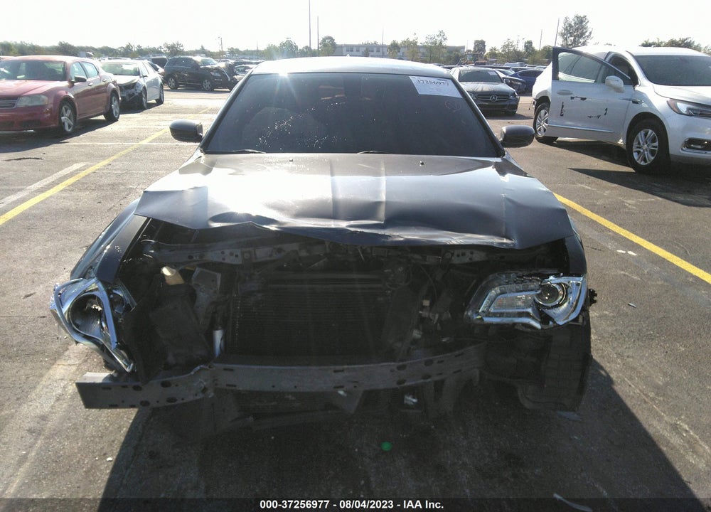 2015 CHRYSLER 300 LIMITED VIN: 2C3CCAAG4FH931650