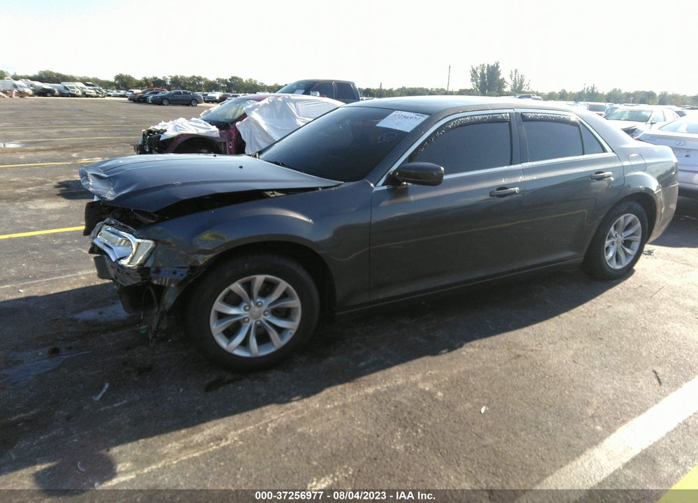 2015 CHRYSLER 300 LIMITED VIN: 2C3CCAAG4FH931650