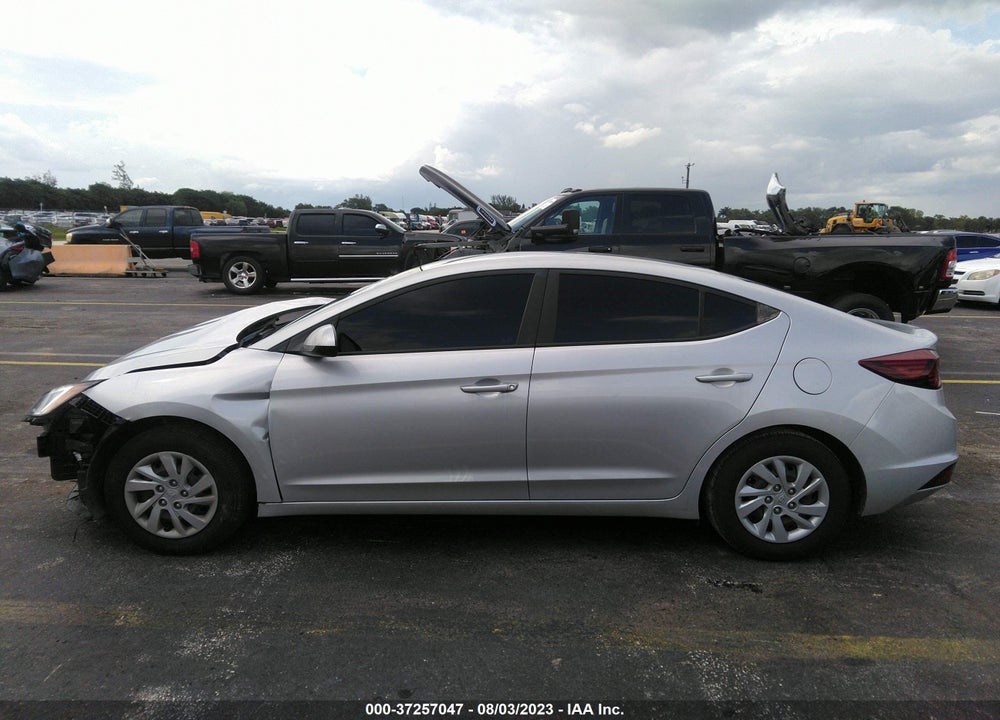2019 HYUNDAI ELANTRA SE VIN: 5NPD74LF5KH473712