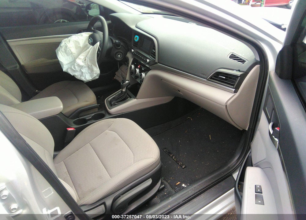 2019 HYUNDAI ELANTRA SE VIN: 5NPD74LF5KH473712