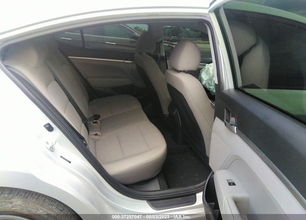 2019 HYUNDAI ELANTRA SE VIN: 5NPD74LF5KH473712