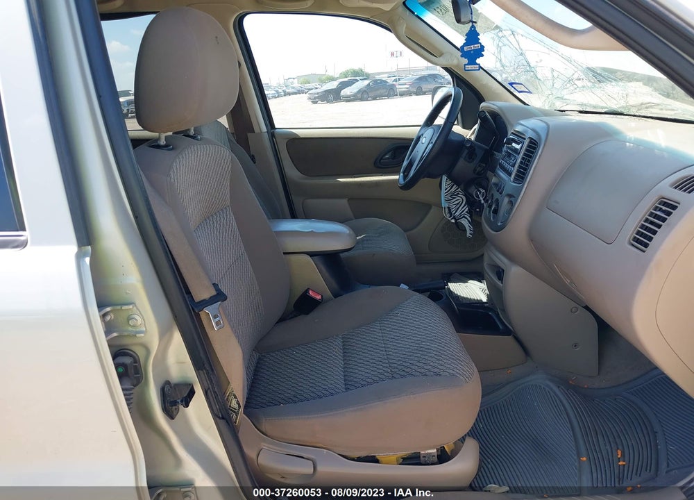2003 FORD ESCAPE XLT VIN: 1FMYU03183KD40237