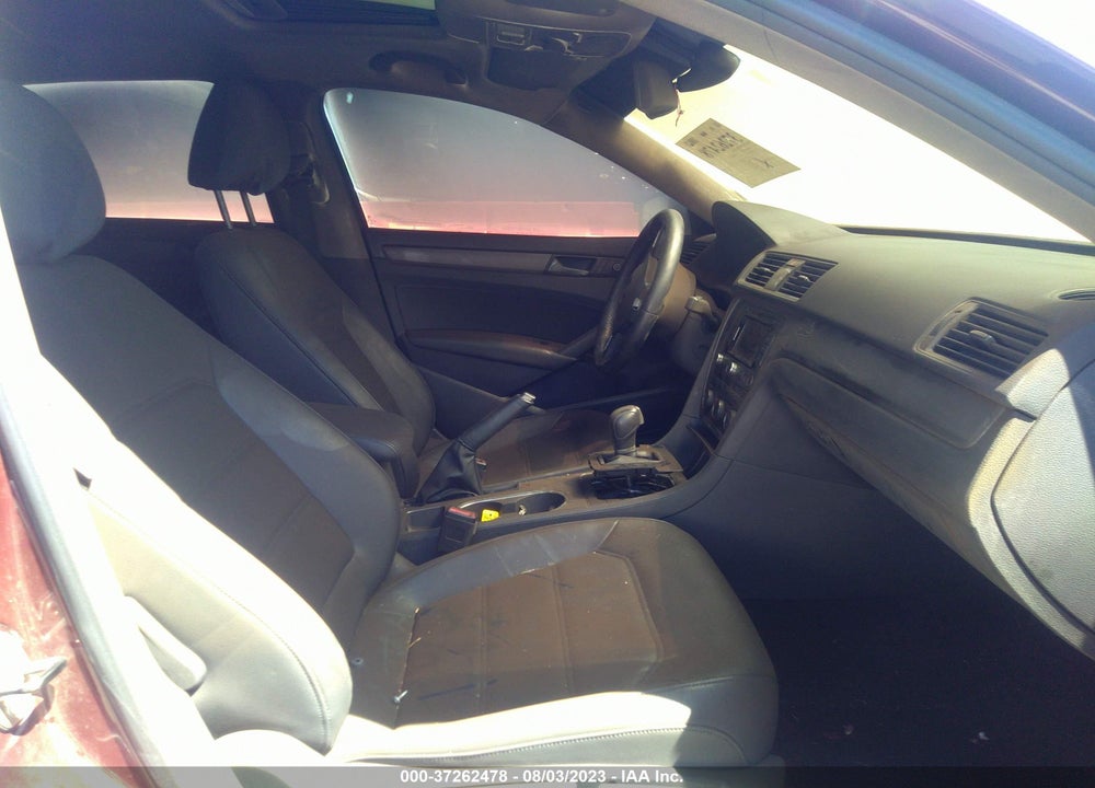 2014 VOLKSWAGEN PASSAT 2.0L TDI SE VIN: 1VWBN7A34EC096147