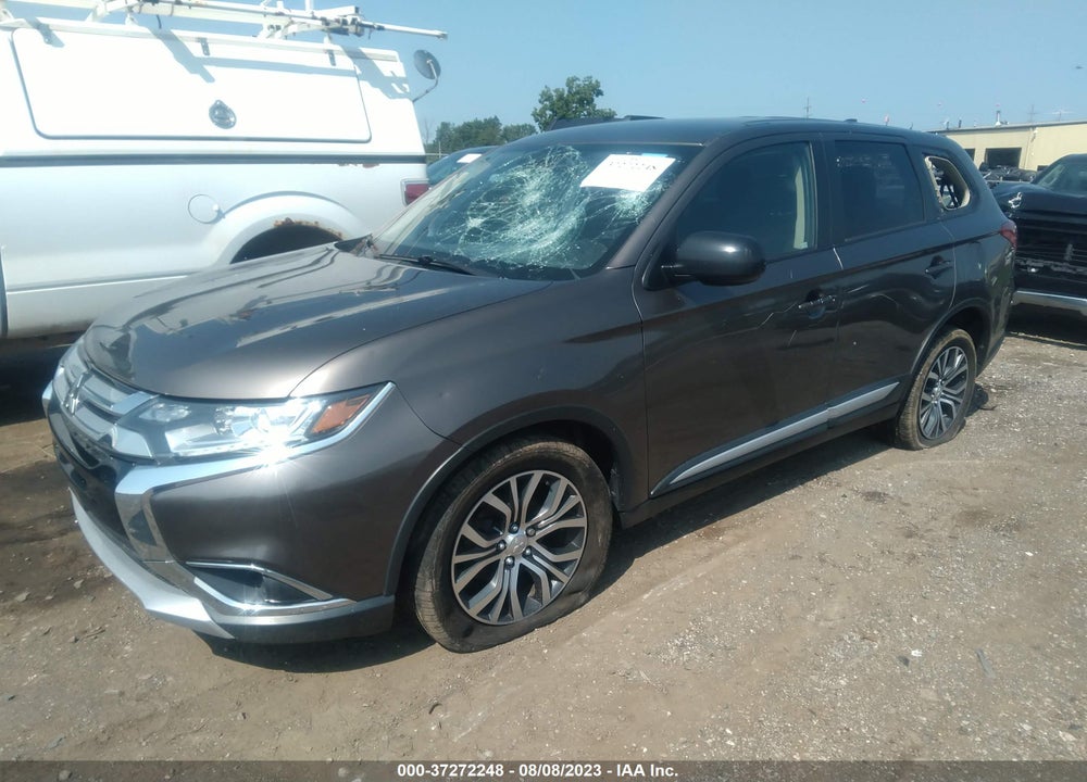 2018 MITSUBISHI OUTLANDER ES VIN: JA4AD2A36JZ002002
