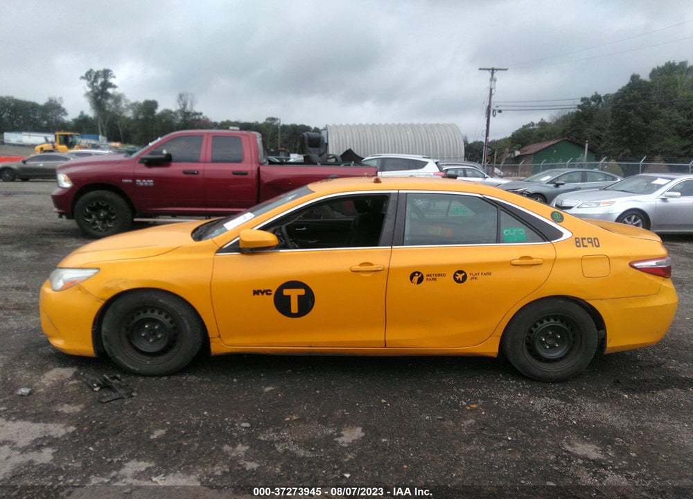 2015 TOYOTA CAMRY HYBRID LE VIN: 4T1BD1FK5FU153885
