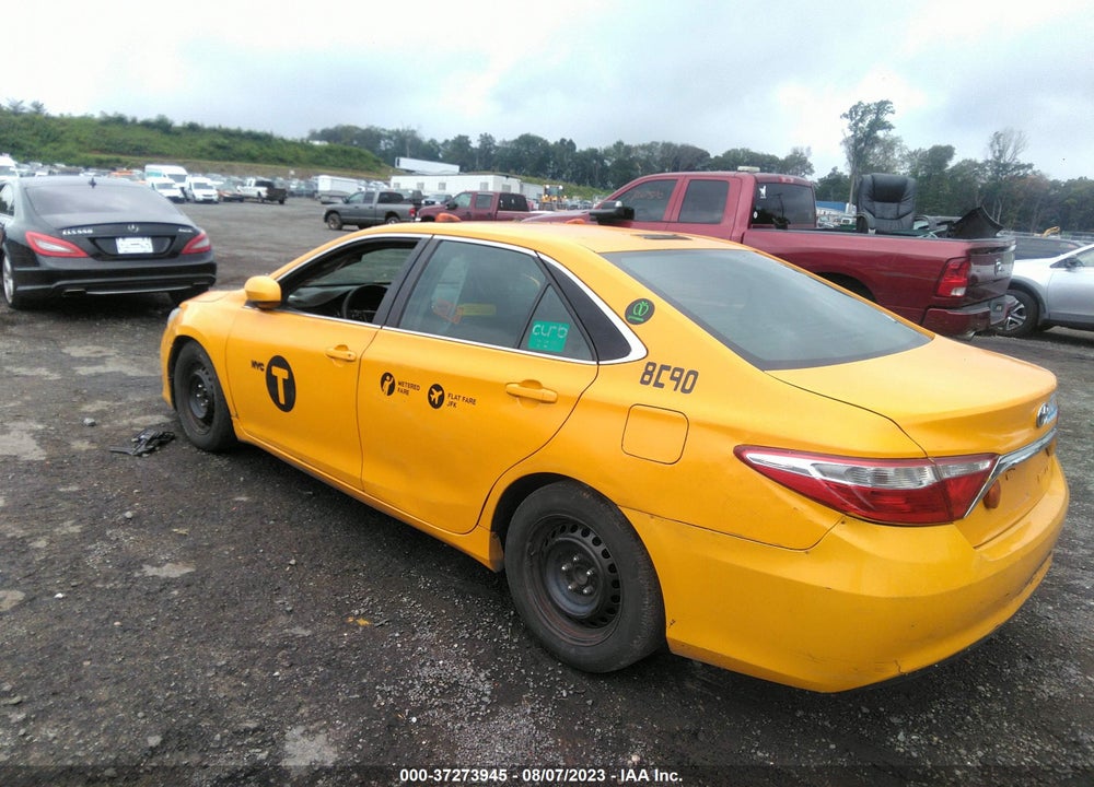 2015 TOYOTA CAMRY HYBRID LE VIN: 4T1BD1FK5FU153885