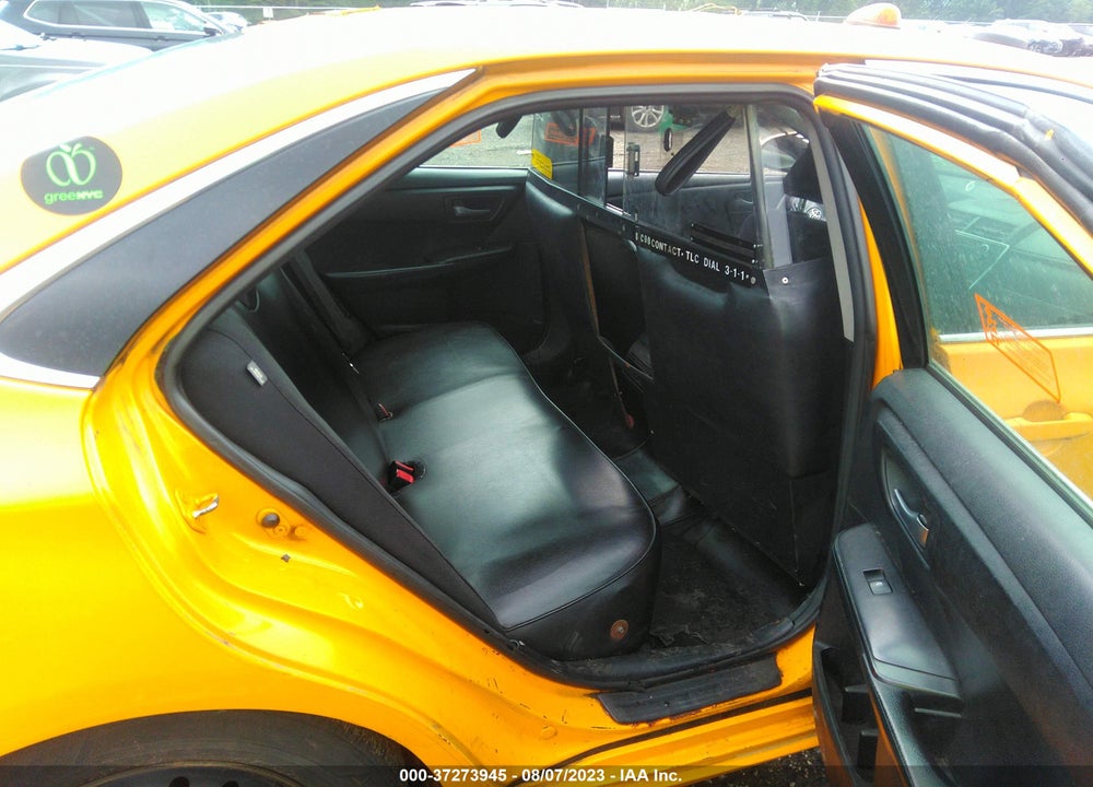 2015 TOYOTA CAMRY HYBRID LE VIN: 4T1BD1FK5FU153885