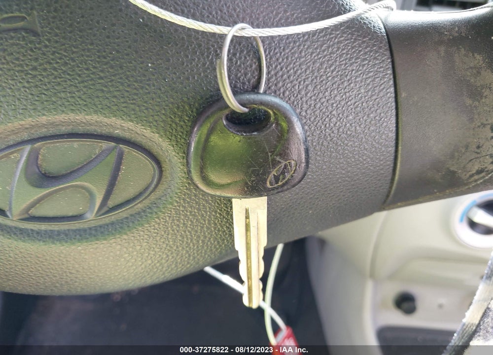 2009 HYUNDAI ACCENT VIN: KMHCN46C39U295961