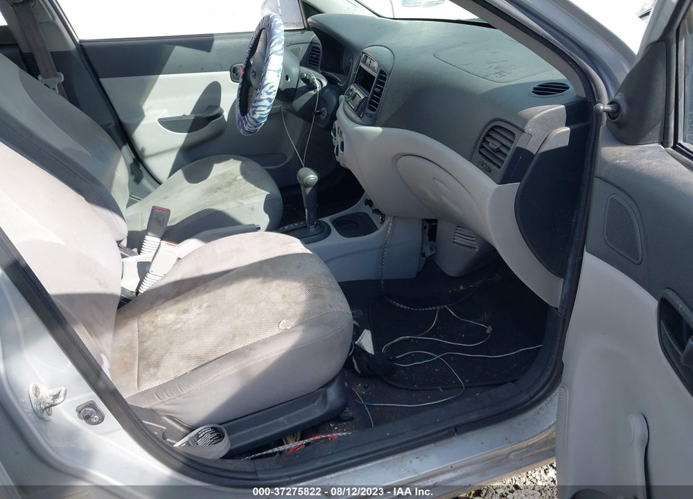 2009 HYUNDAI ACCENT VIN: KMHCN46C39U295961