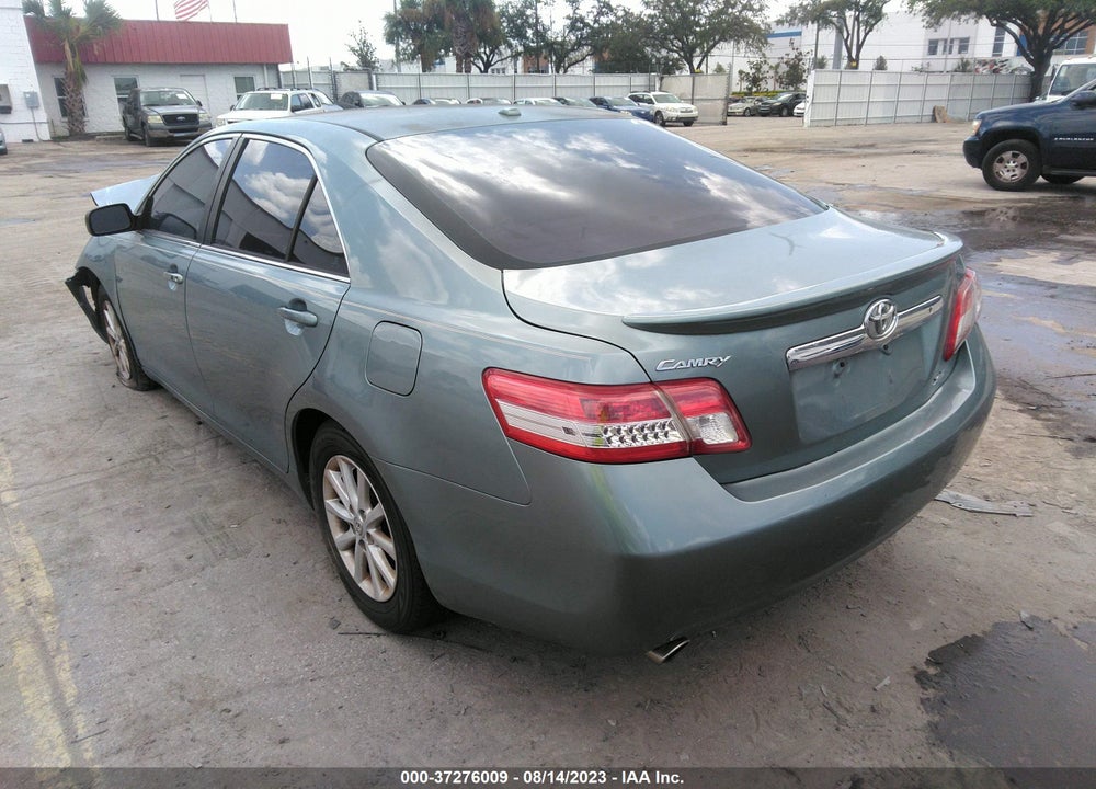 2011 TOYOTA CAMRY XLE V6 VIN: 4T1BK3EKXBU610817