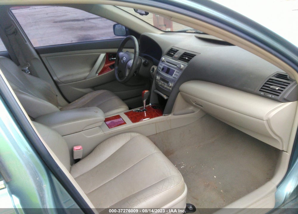 2011 TOYOTA CAMRY XLE V6 VIN: 4T1BK3EKXBU610817