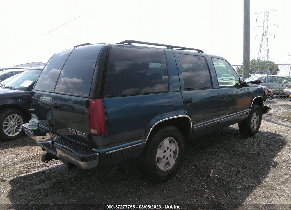 1995 CHEVROLET TAHOE K1500 VIN: 1GNEK13K2SJ447971