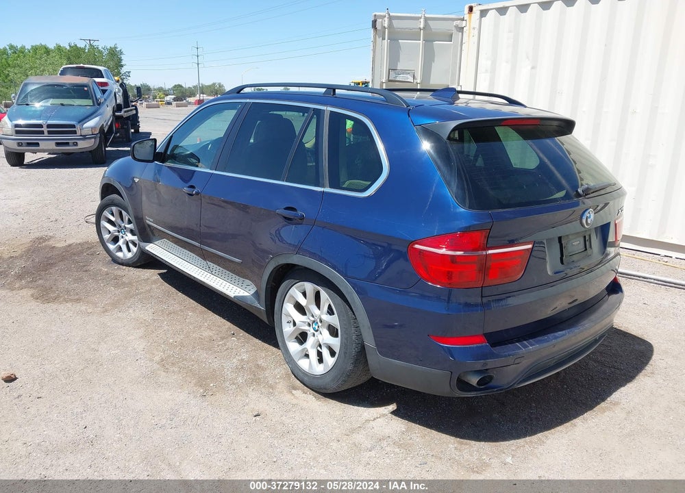 2013 BMW X5 XDRIVE35I/XDRIVE35I PREMIUM/XDRIVE35I SPORT ACTIVITY VIN: 5UXZV4C52D0E01743