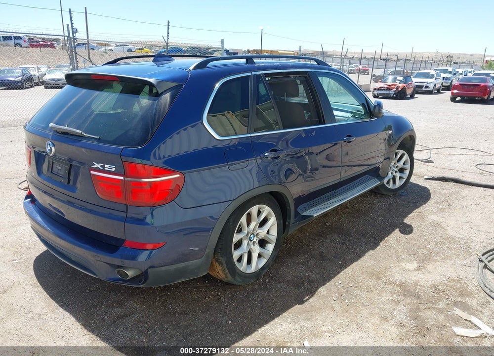 2013 BMW X5 XDRIVE35I/XDRIVE35I PREMIUM/XDRIVE35I SPORT ACTIVITY VIN: 5UXZV4C52D0E01743