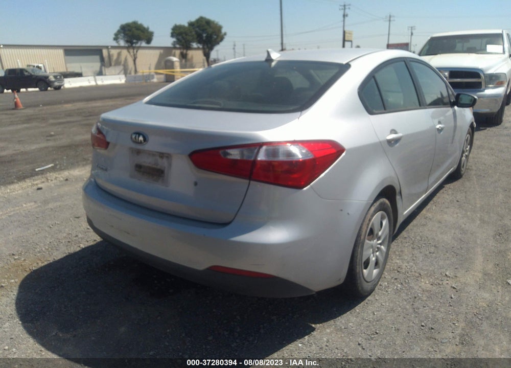 2015 KIA FORTE LX VIN: KNAFK4A65F5339313
