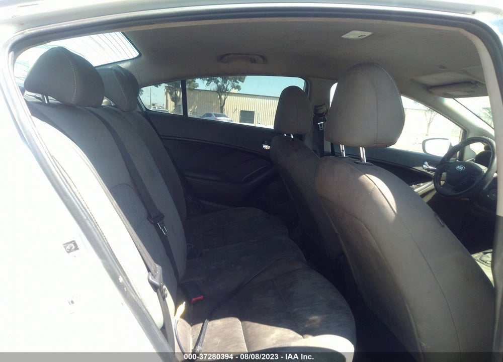 2015 KIA FORTE LX VIN: KNAFK4A65F5339313