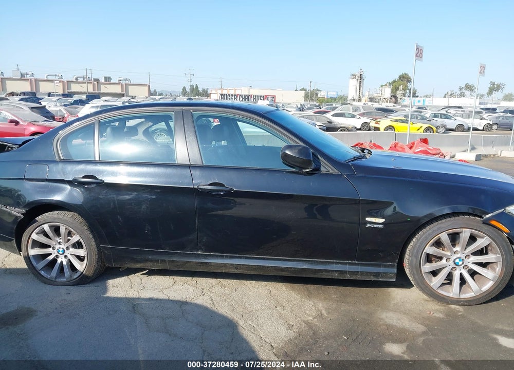 2011 BMW 328I XDRIVE VIN: WBAPK7G56BNN77962