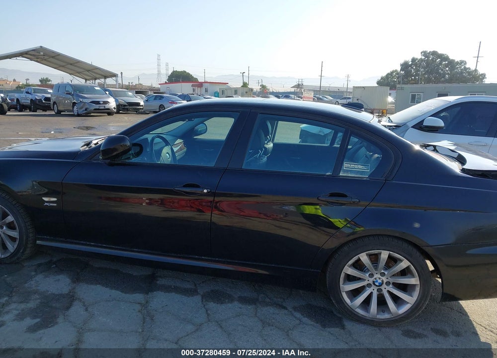 2011 BMW 328I XDRIVE VIN: WBAPK7G56BNN77962