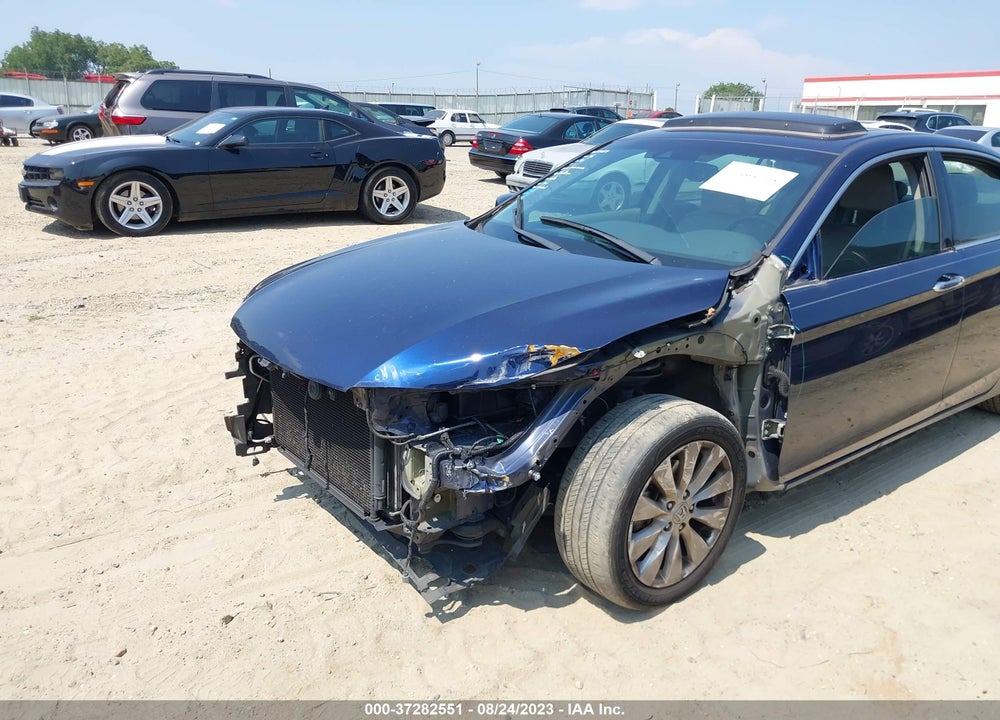 2015 HONDA ACCORD EX-L V-6 VIN: 1HGCR3F87FA019635
