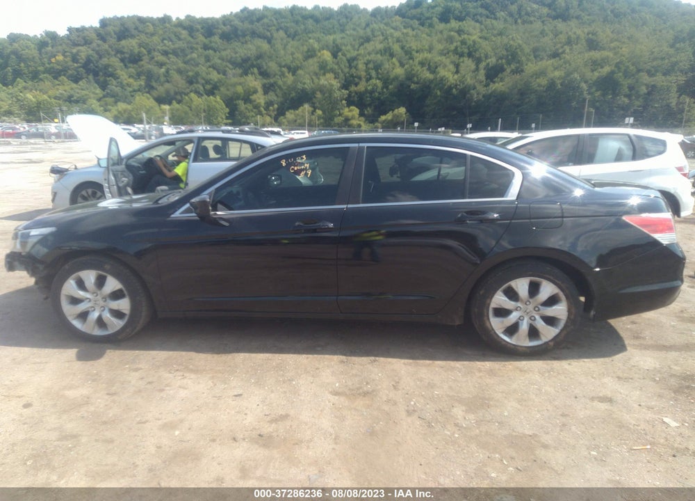 2011 HONDA ACCORD 2.4 LX VIN: 1HGCP2F35BA059386