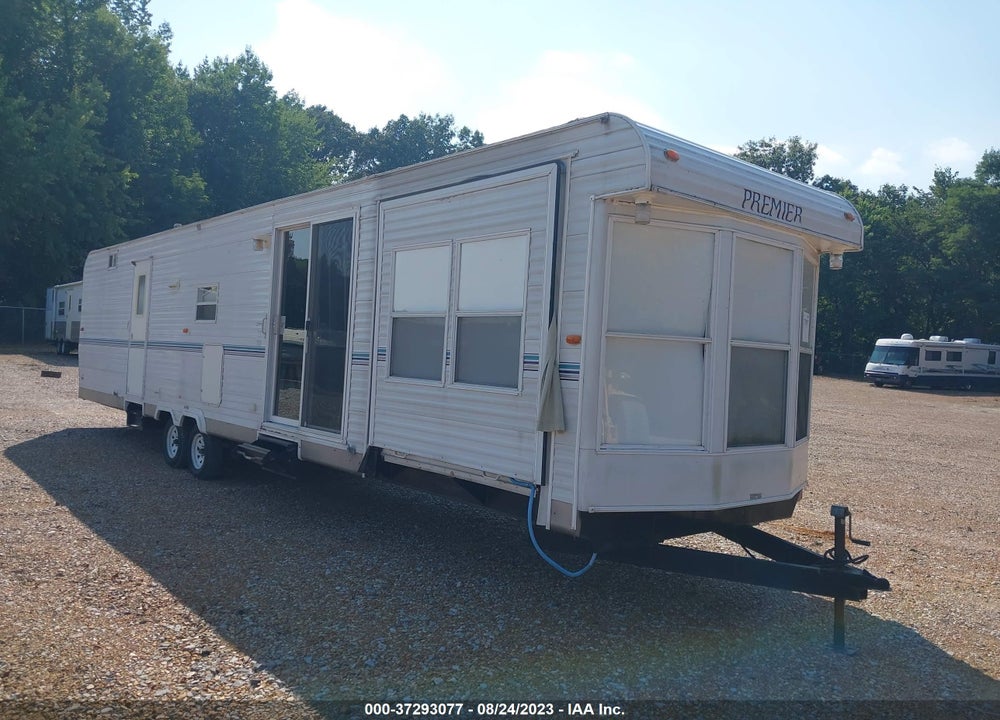 2004 TRAILER HY LINE TRAVEL VIN: 19LBA02U84A042170