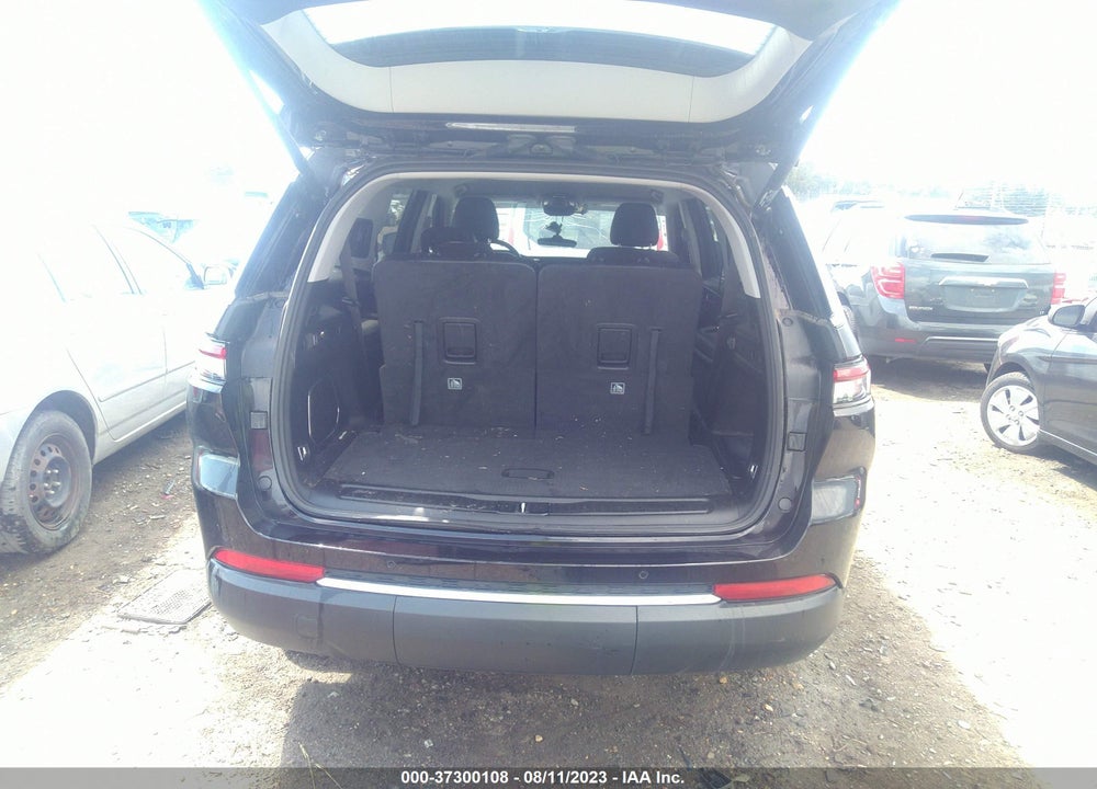 2022 JEEP GRAND CHEROKEE L LIMITED 4X4 VIN: 1C4RJKBG3N8579181