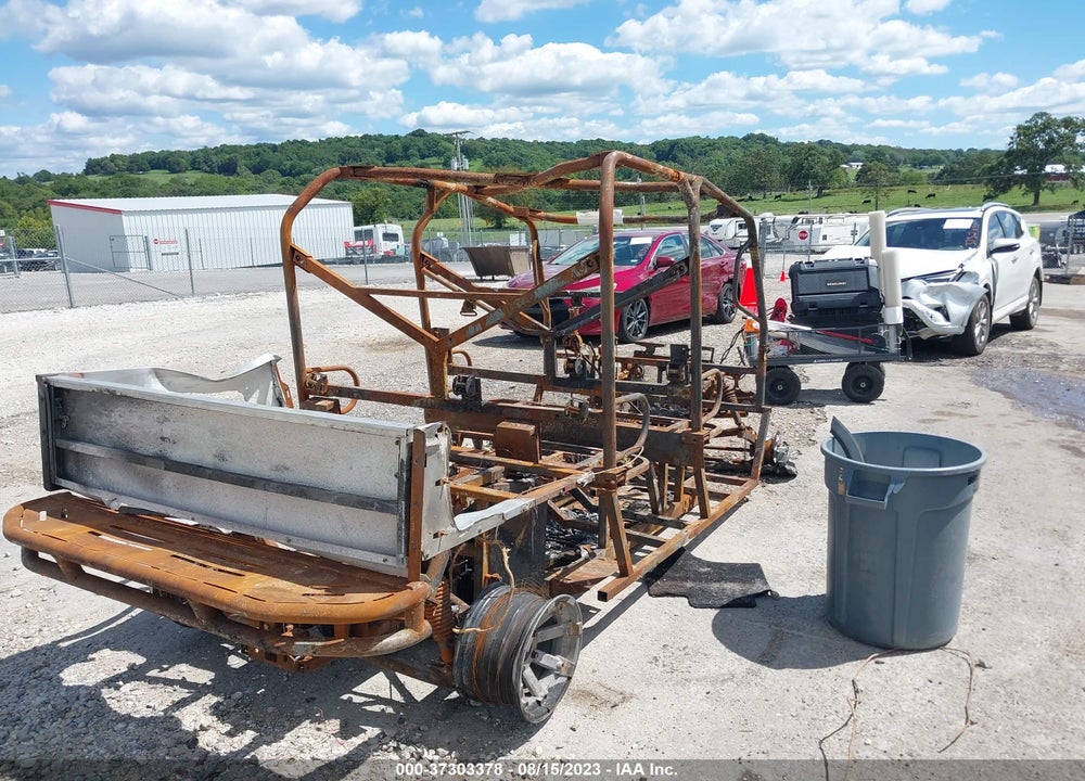 2015 INTIMIDATOR UTV VIN: A7BDX9ARHFB002305
