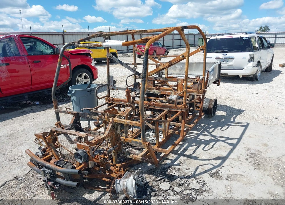 2015 INTIMIDATOR UTV VIN: A7BDX9ARHFB002305