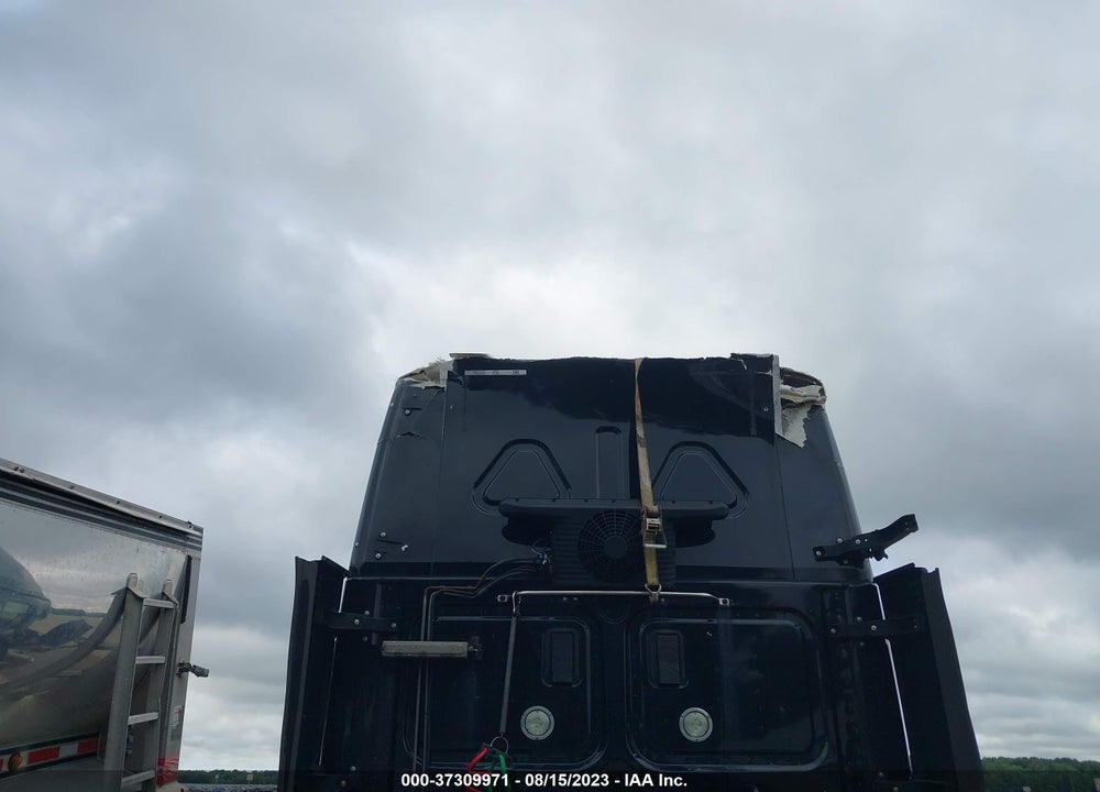 2017 FREIGHTLINER CASCADIA 125 VIN: 3AKJGLDR6HSHV5075