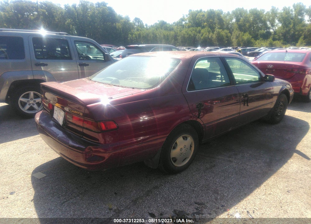 1998 TOYOTA CAMRY LE VIN: 4T1BG22K4WU245394