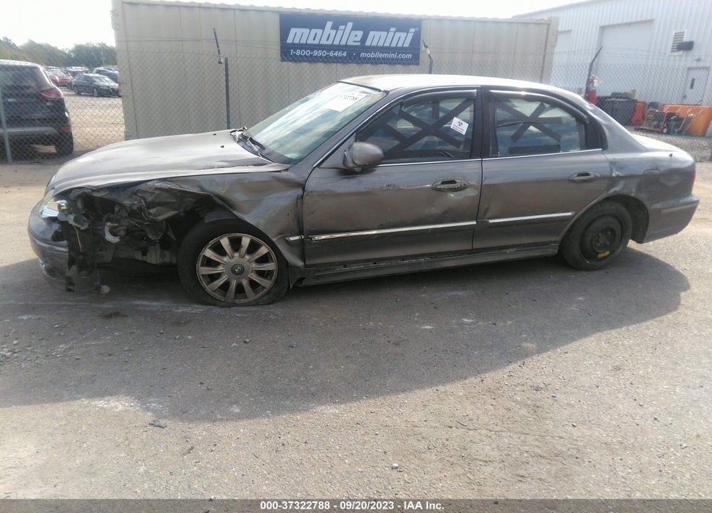 2003 HYUNDAI SONATA VIN: KMHWF35H23A909733