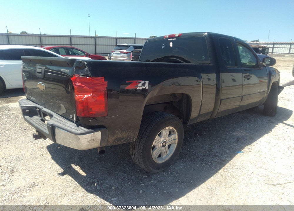 2007 CHEVROLET SILVERADO 1500 LT1 VIN: 2GCEK19J071727588