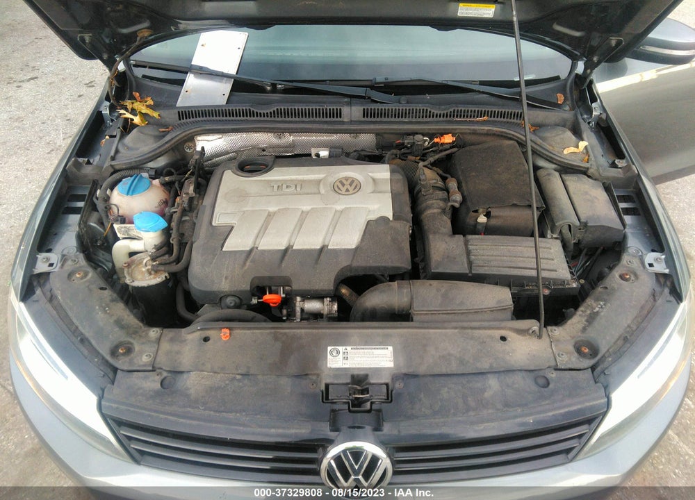 2012 VOLKSWAGEN JETTA 2.0L TDI VIN: 3VWLL7AJ2CM401472