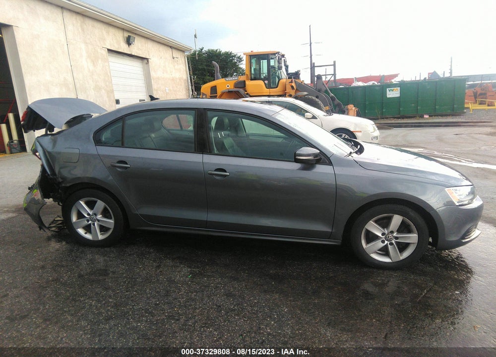 2012 VOLKSWAGEN JETTA 2.0L TDI VIN: 3VWLL7AJ2CM401472