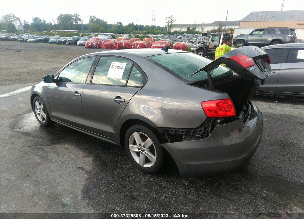 2012 VOLKSWAGEN JETTA 2.0L TDI VIN: 3VWLL7AJ2CM401472