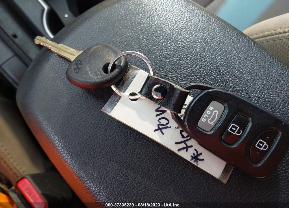2016 HYUNDAI ELANTRA SE VIN: 5NPDH4AE0GH732136