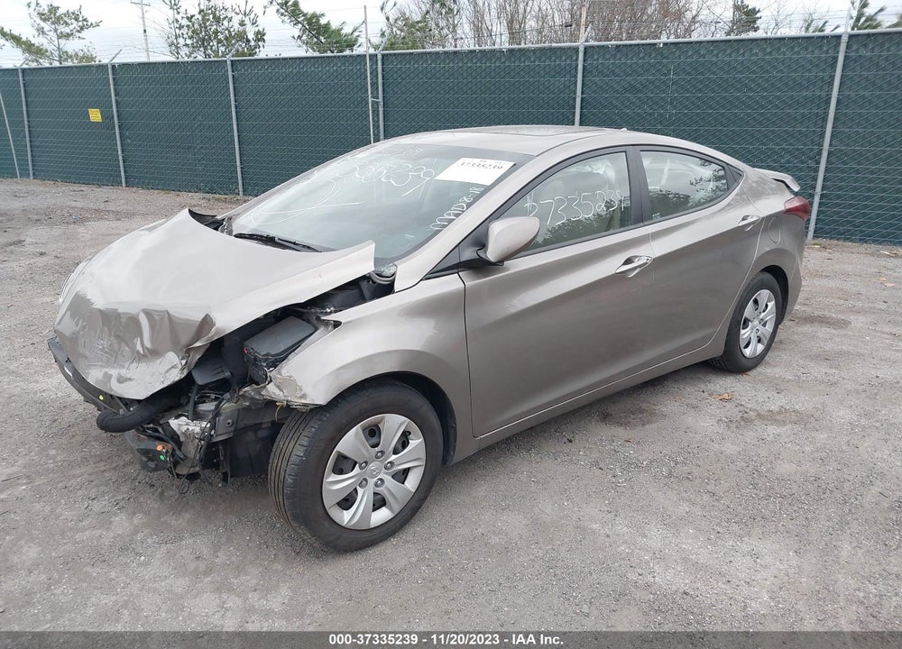 2016 HYUNDAI ELANTRA SE VIN: 5NPDH4AE0GH732136