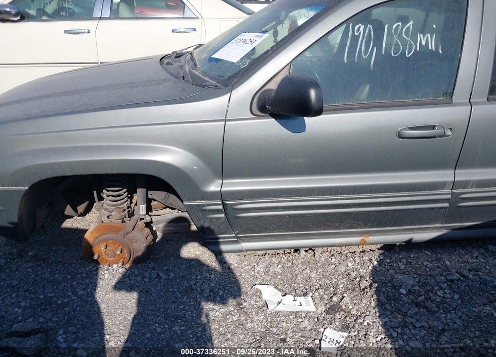 2002 JEEP GRAND CHEROKEE VIN: 1J8GW68J32C239016