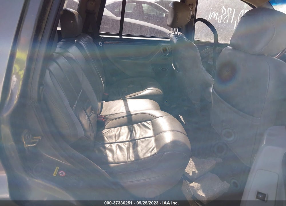 2002 JEEP GRAND CHEROKEE VIN: 1J8GW68J32C239016
