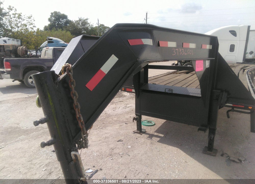 2008 TRAILER LAMAR VIN: 5RVGN40268M000345